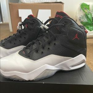 Nike B’Loyal (gs) Kids - Size 6Y